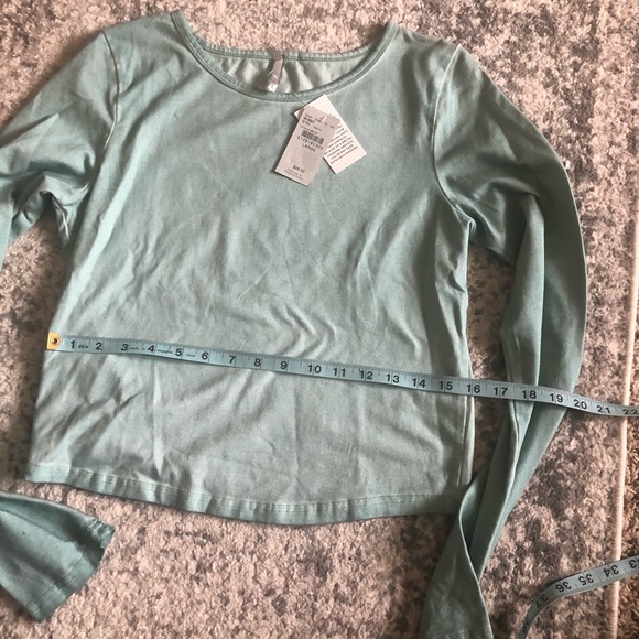 Spandex work out top! New - Picture 4 of 4